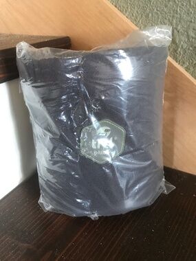 Trtl TRAVEL NECK PILLOW